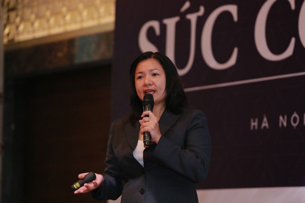Bà Hoa Nguyễn - Giám đốc cấp cao của Phòng tư vấn nhân sự và khảo sát lương Mercer - Talentnet Corporation